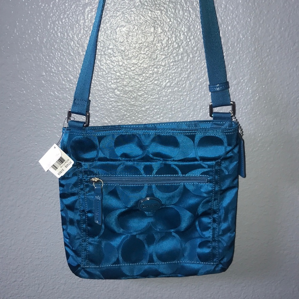 Unused Coach file bag